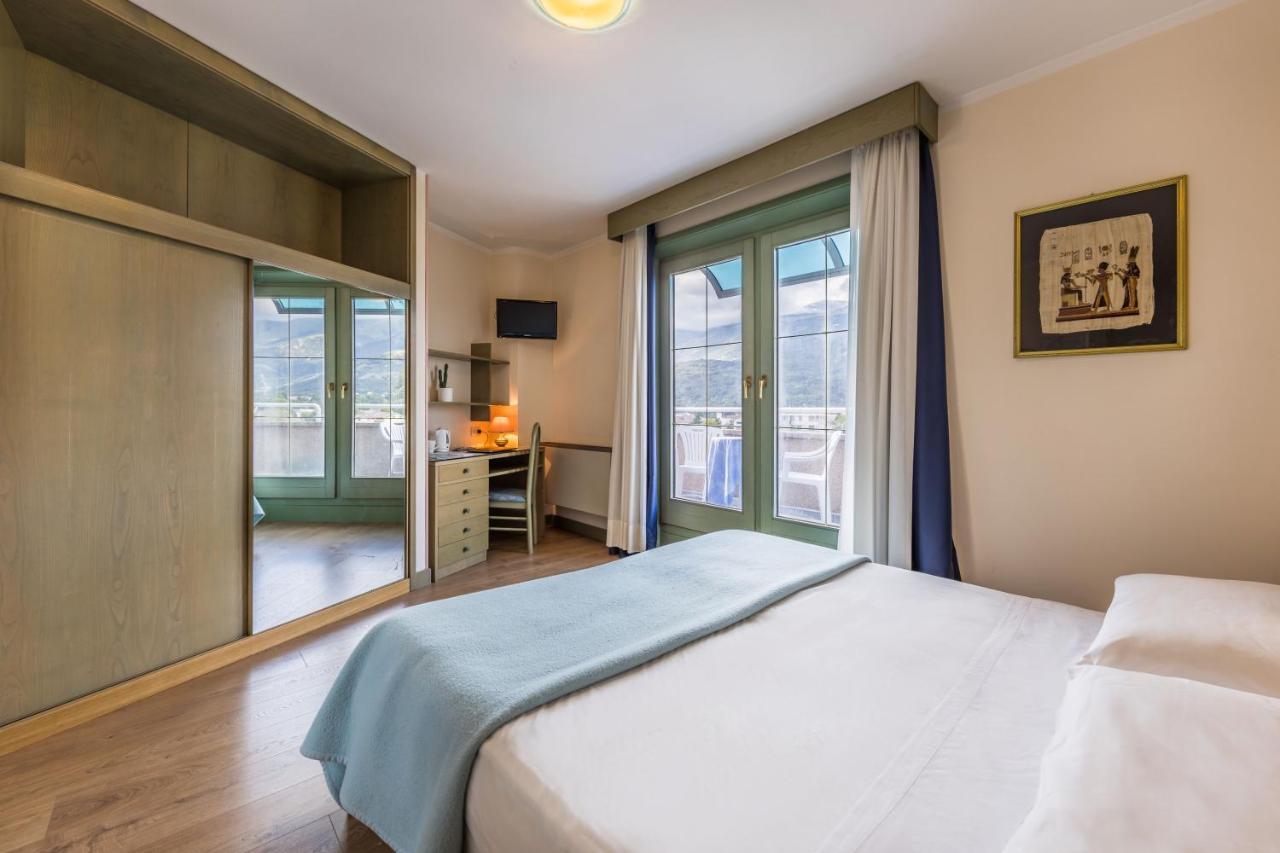 Aviano Palace Hotel Bagian luar foto