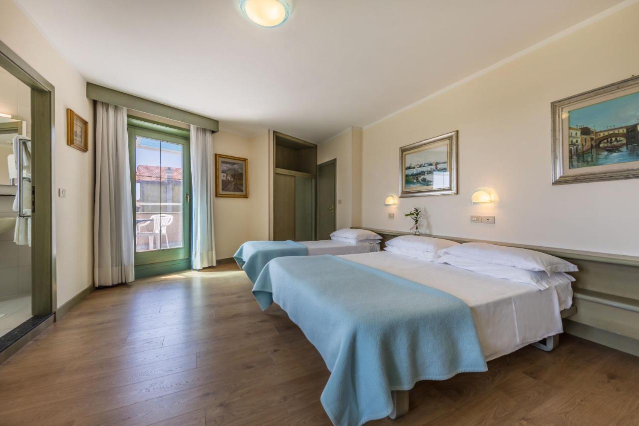 Aviano Palace Hotel Bagian luar foto