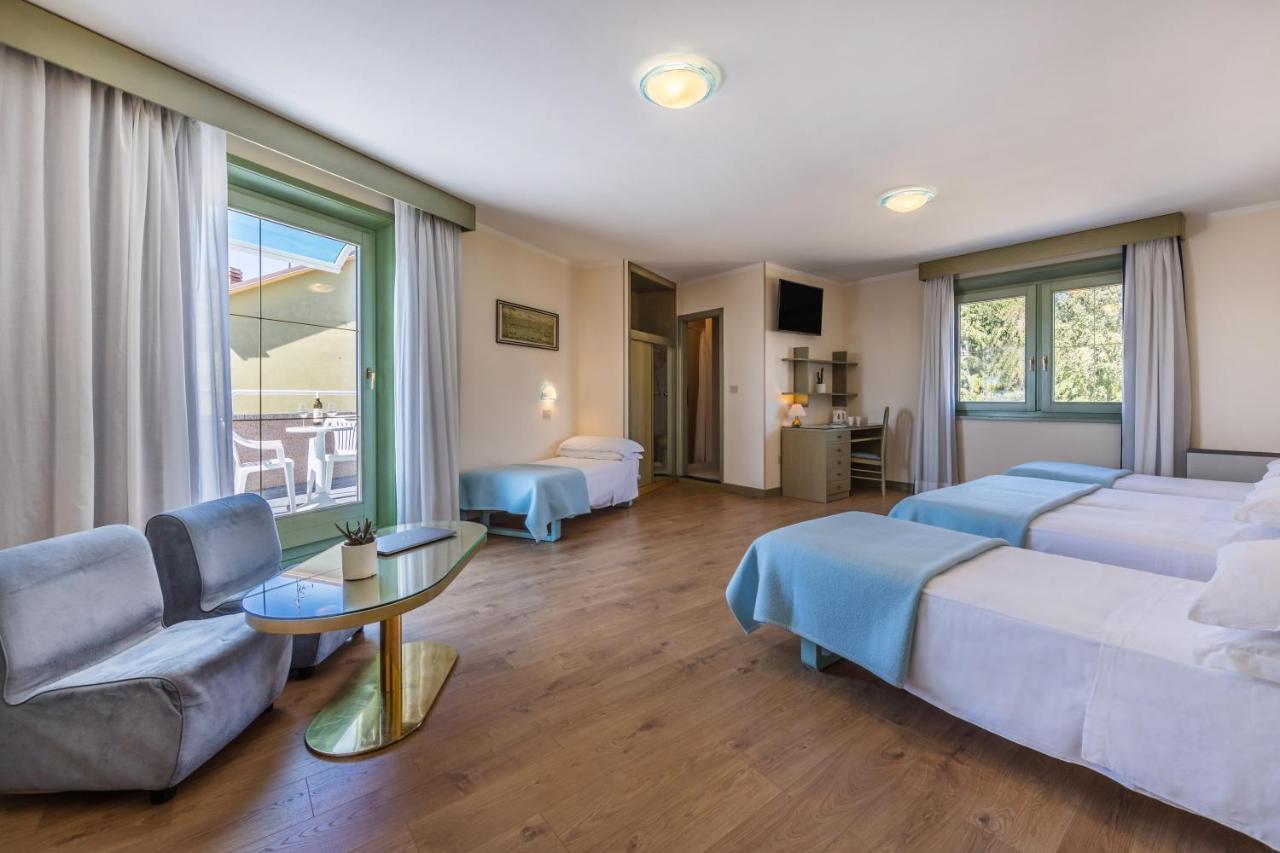 Aviano Palace Hotel Bagian luar foto